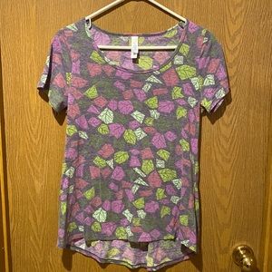 LulaRoe T-Shirt medium